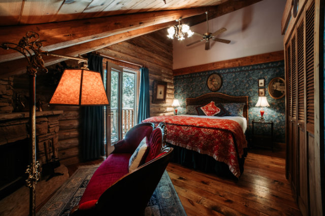 Photo of the Vintage guest room